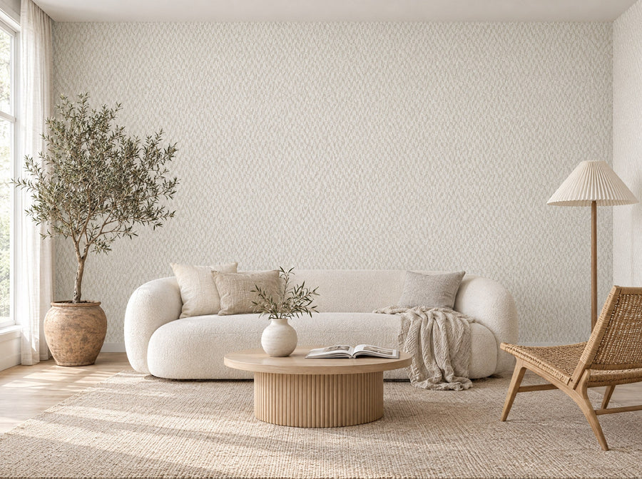 Papier peint blanc graphique posé dans un salon